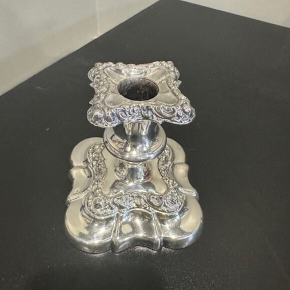 4 Vintage, Ornate Silver Plated Candleholders (green felt cover on protectio - Picture 2 of 11